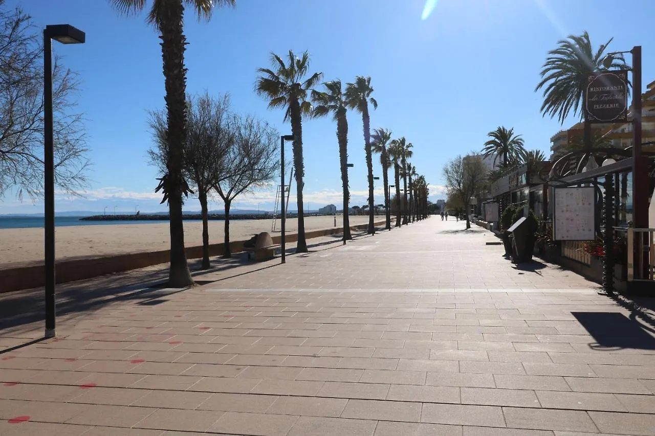 Ciudadela Apartman Roses