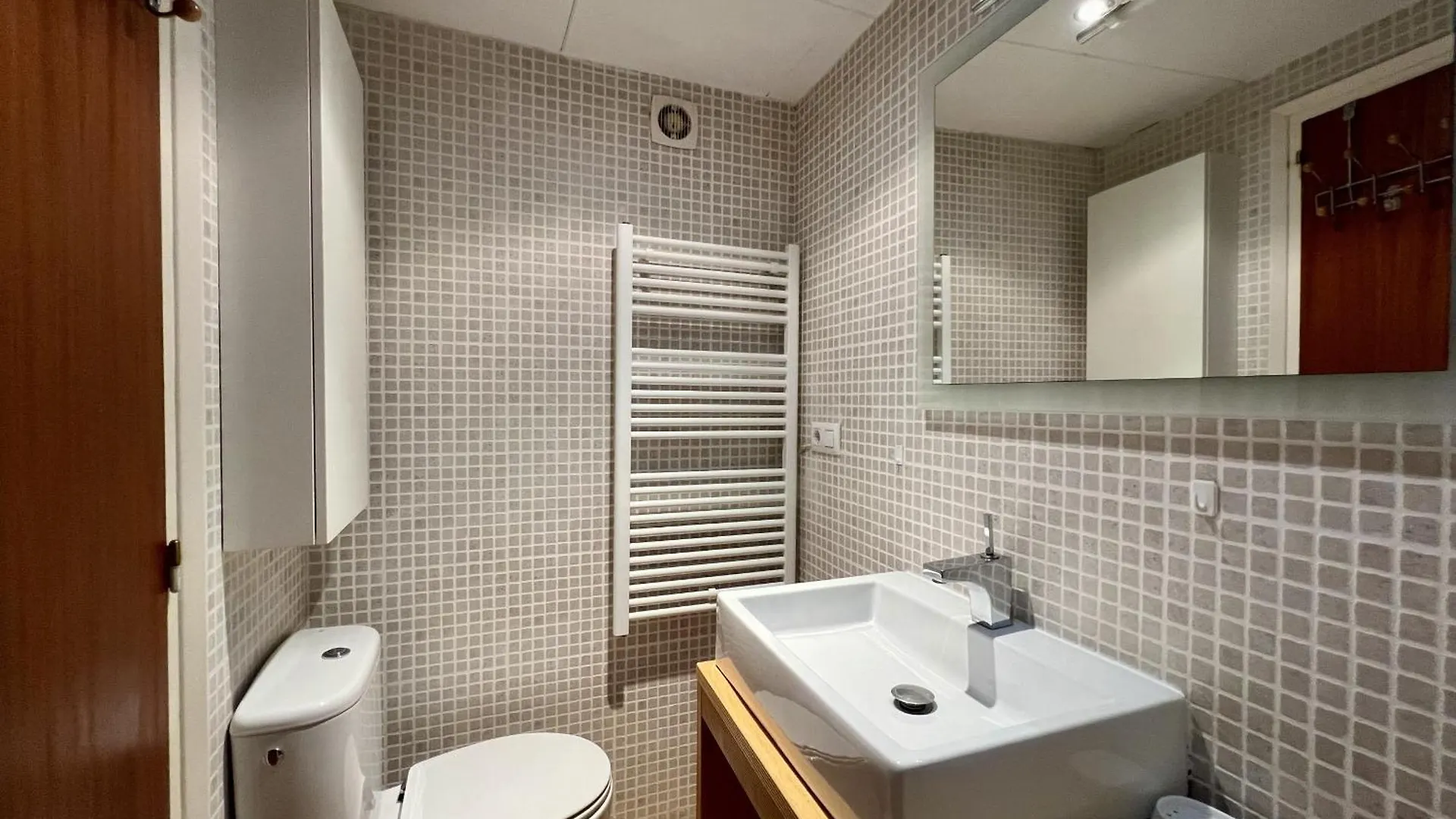 Ciudadela Apartman Roses